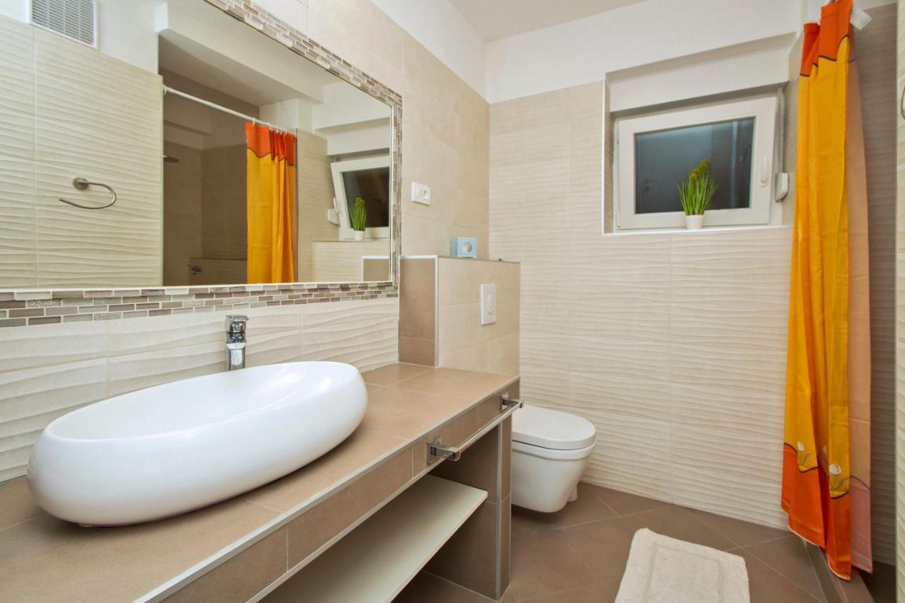 Apartman Mami-Krok Rijeka Buitenkant foto